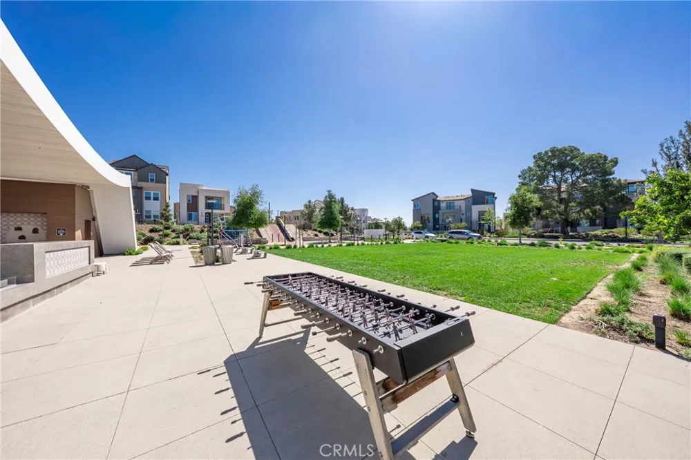 107 Sawbuck Irvine, CA 92618