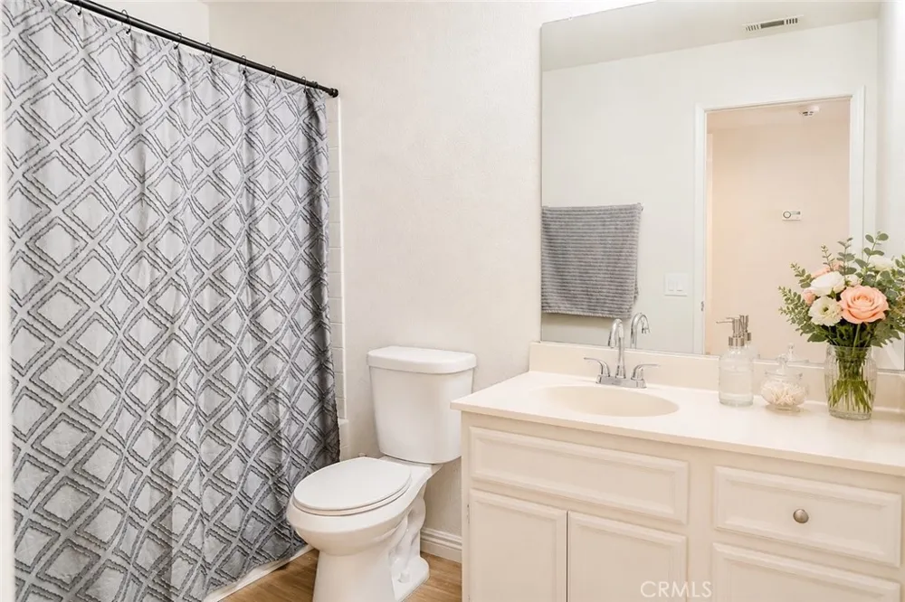 1354 Yorktown San Jacinto, CA 92583