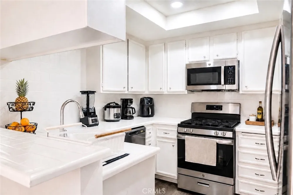 1354 Yorktown San Jacinto, CA 92583