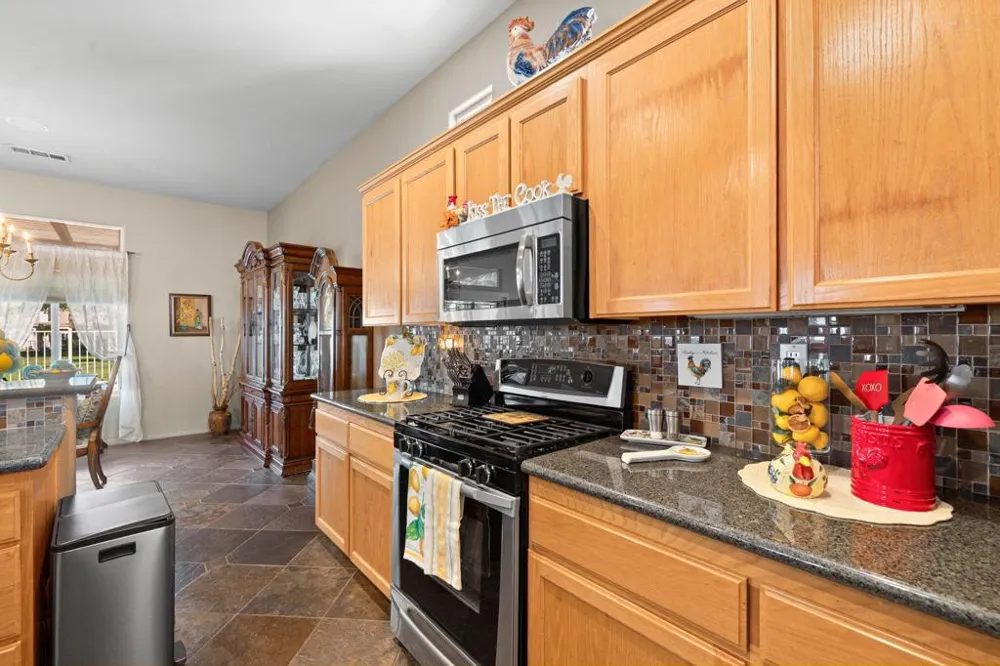 49021 Heifitz Drive Indio, CA 92201