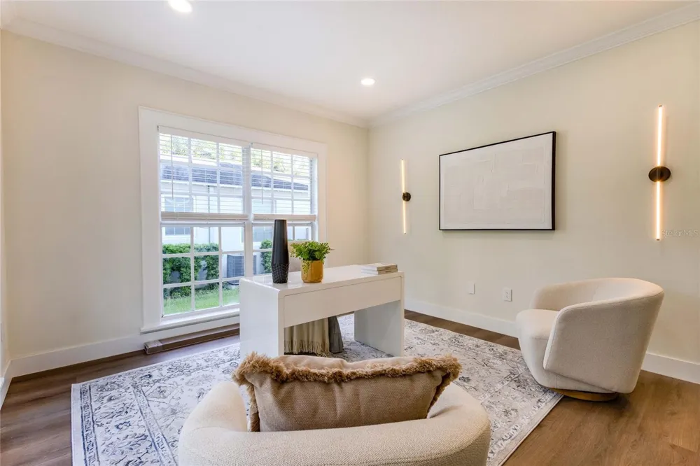 2802 W MORRISON AVENUE Tampa, FL 33629