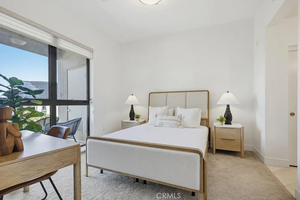 402 Rockefeller #406 Irvine, CA 92612