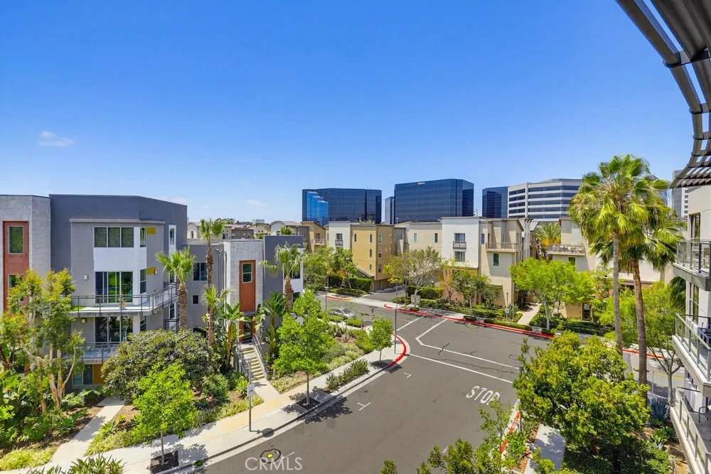 402 Rockefeller #406 Irvine, CA 92612