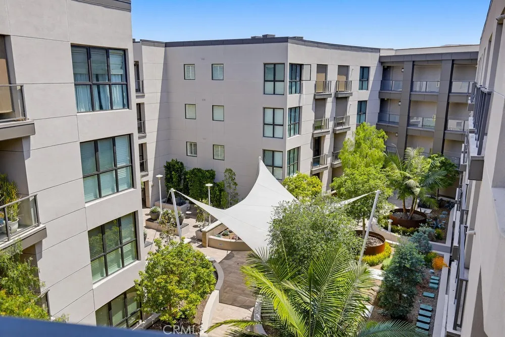402 Rockefeller #406 Irvine, CA 92612