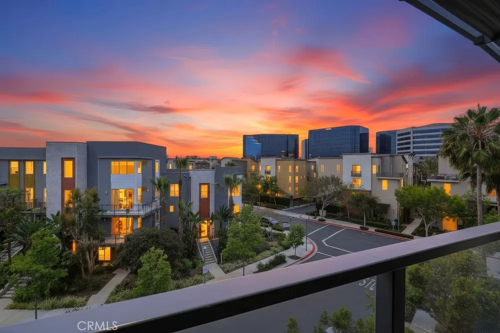 402 Rockefeller #406 Irvine, CA 92612