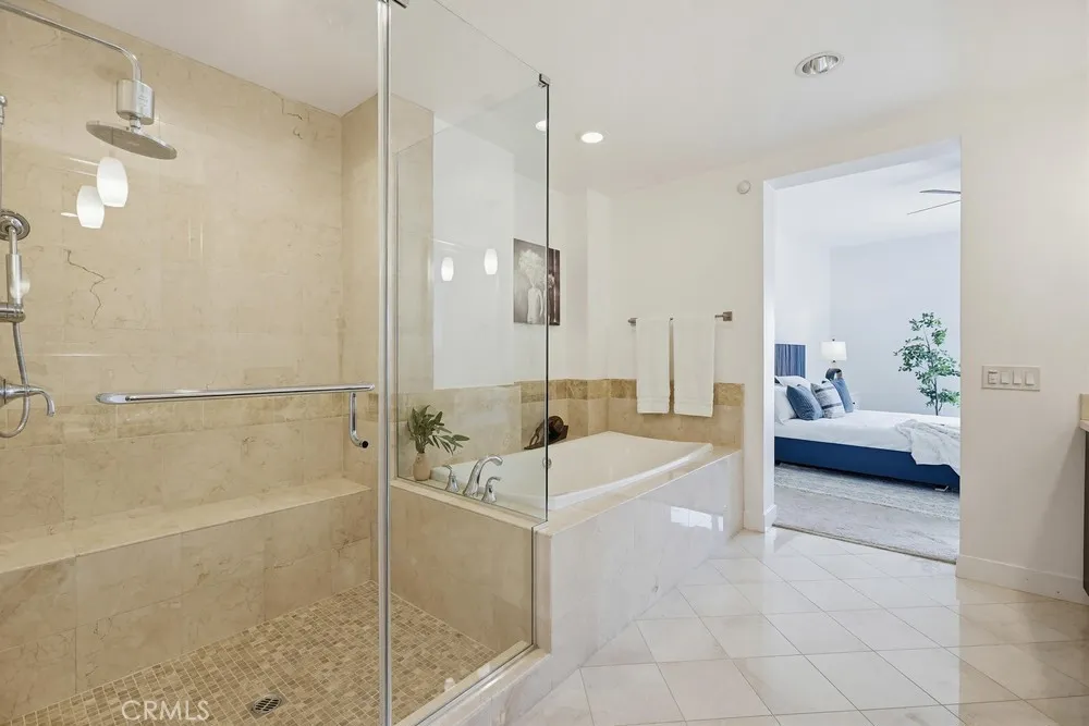 402 Rockefeller #406 Irvine, CA 92612
