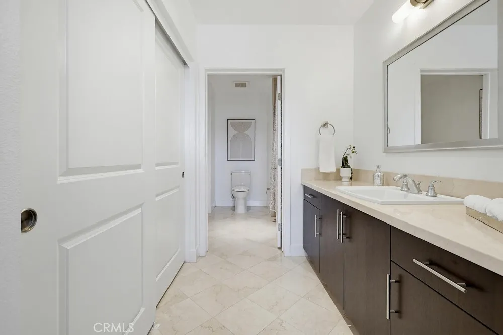 402 Rockefeller #406 Irvine, CA 92612