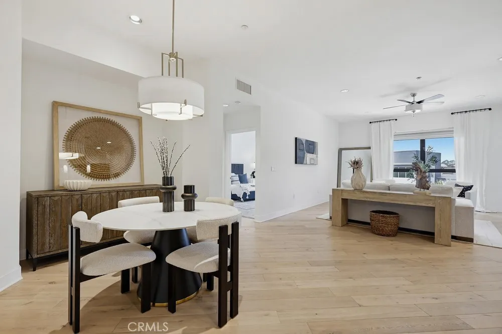 402 Rockefeller #406 Irvine, CA 92612