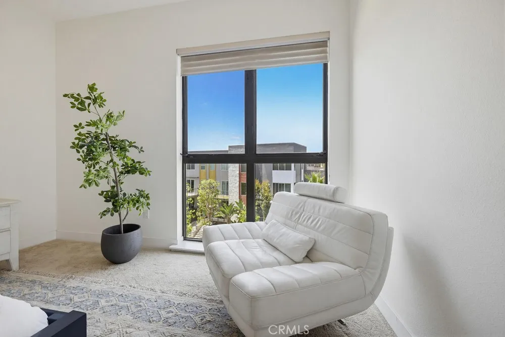 402 Rockefeller #406 Irvine, CA 92612