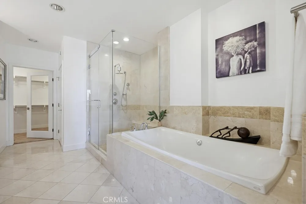 402 Rockefeller #406 Irvine, CA 92612
