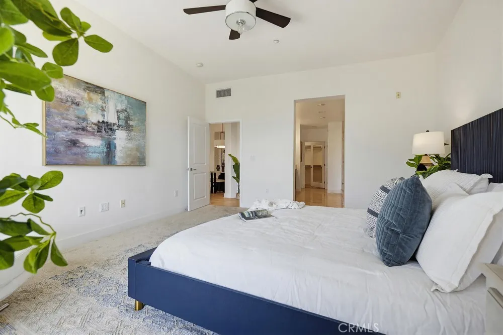 402 Rockefeller #406 Irvine, CA 92612