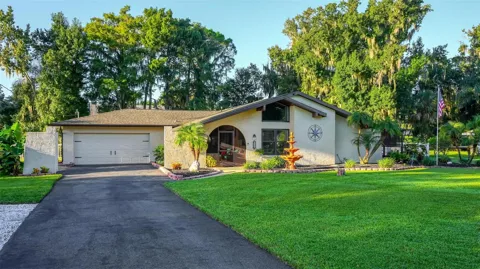 8106 SPRING DRIVE