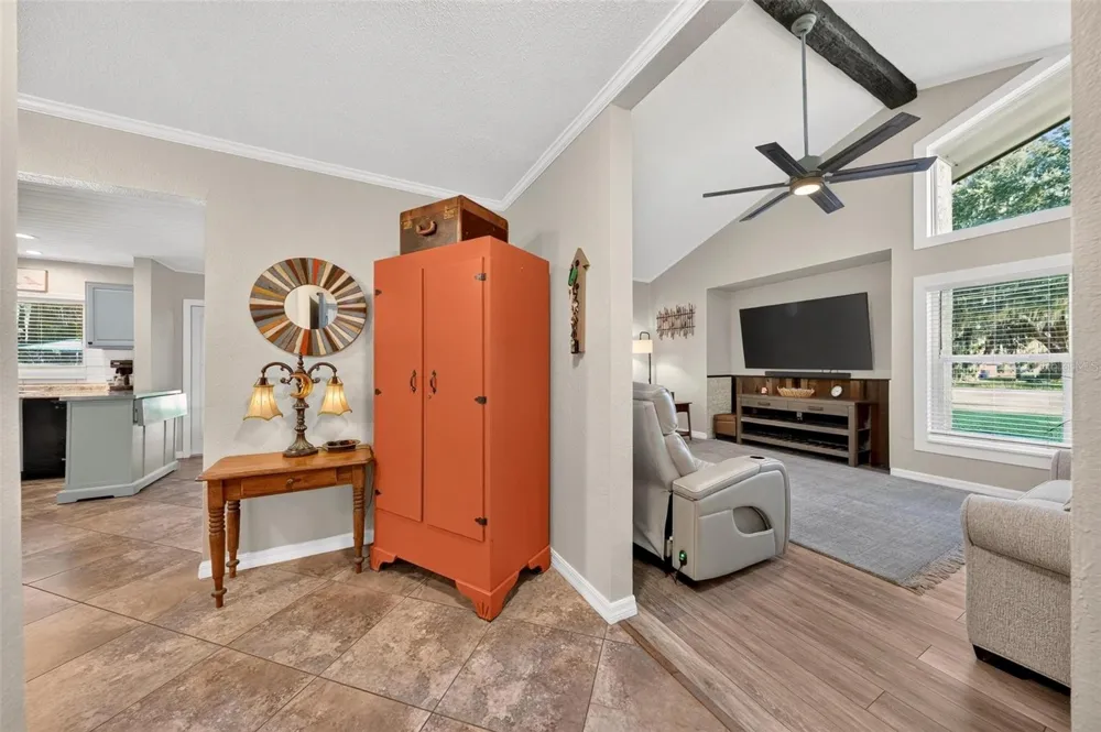 8106 SPRING DRIVE Yalaha, FL 34797