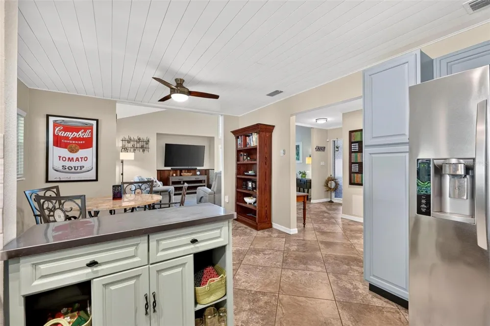 8106 SPRING DRIVE Yalaha, FL 34797