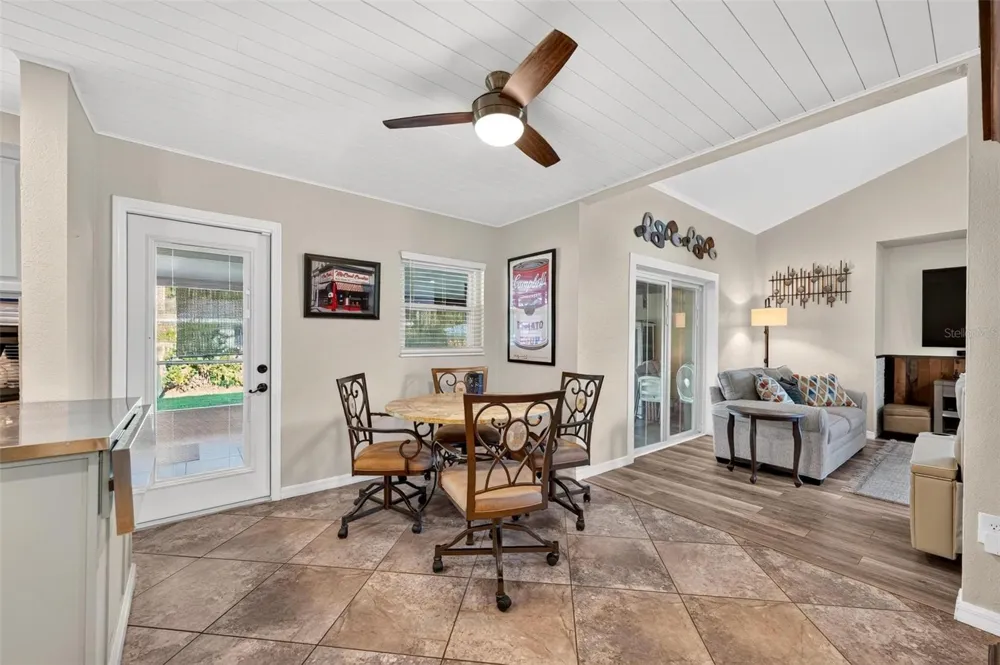 8106 SPRING DRIVE Yalaha, FL 34797