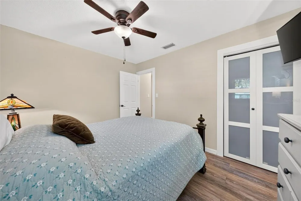 8106 SPRING DRIVE Yalaha, FL 34797