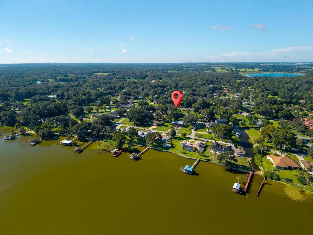 8106 SPRING DRIVE Yalaha, FL 34797