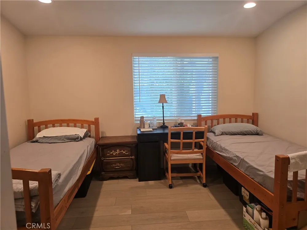 2138 W west Lincoln San Bernardino, CA 92411