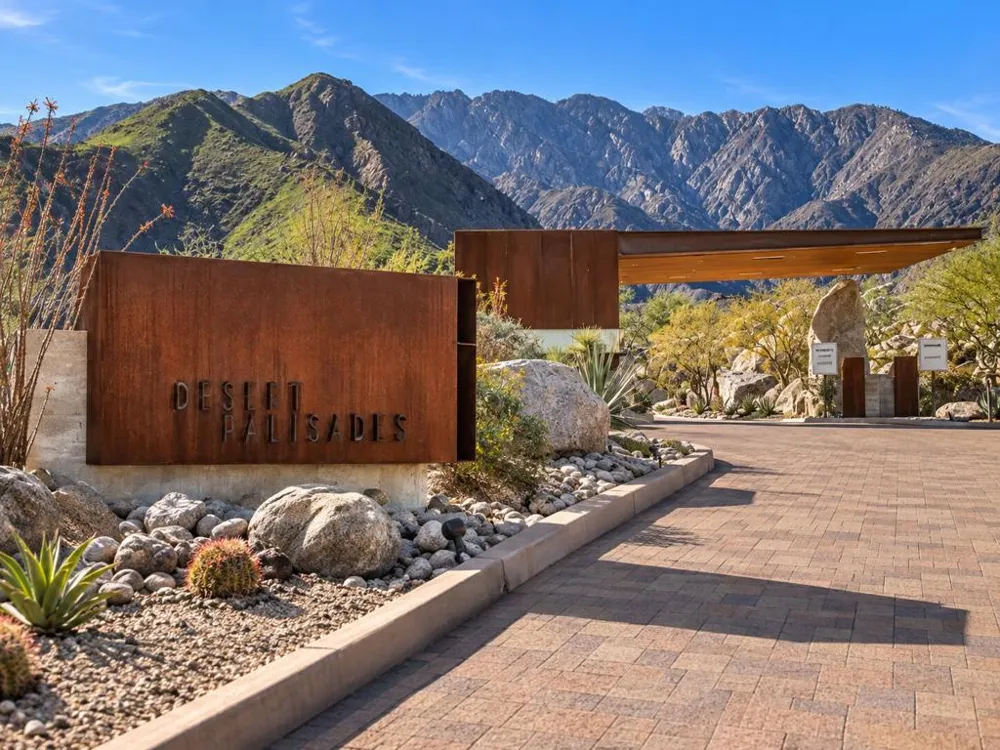 2331 Rising Sun Court Palm Springs, CA 92262