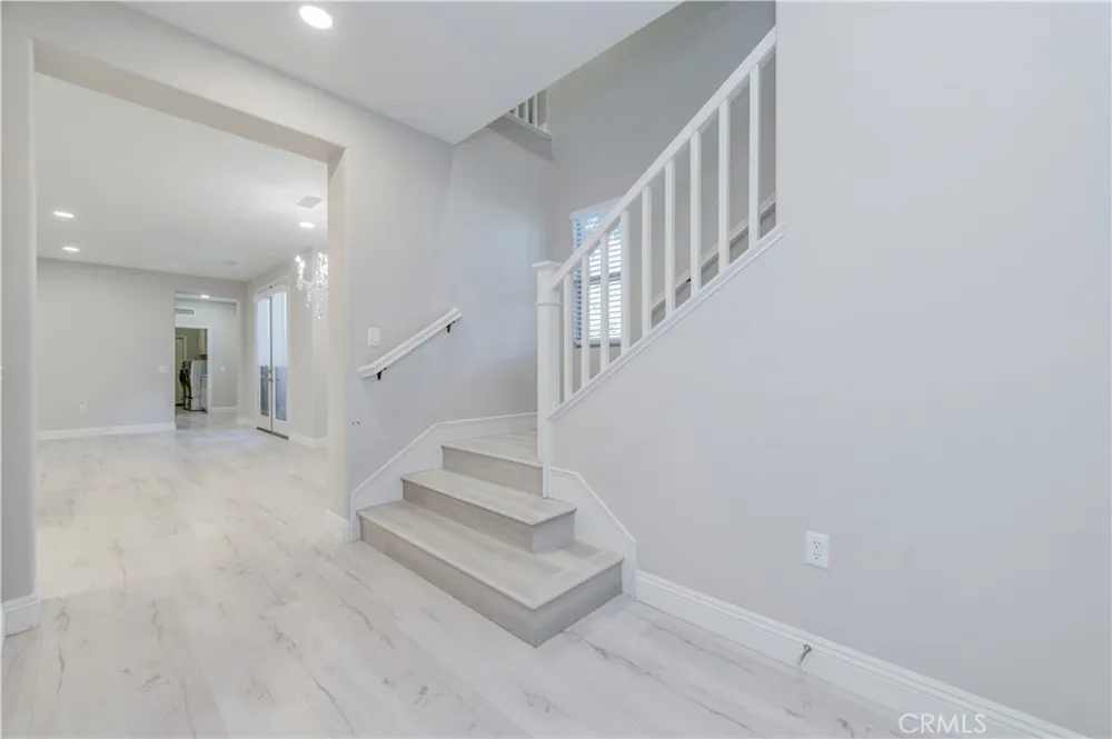 87 City Stroll Irvine, CA 92620