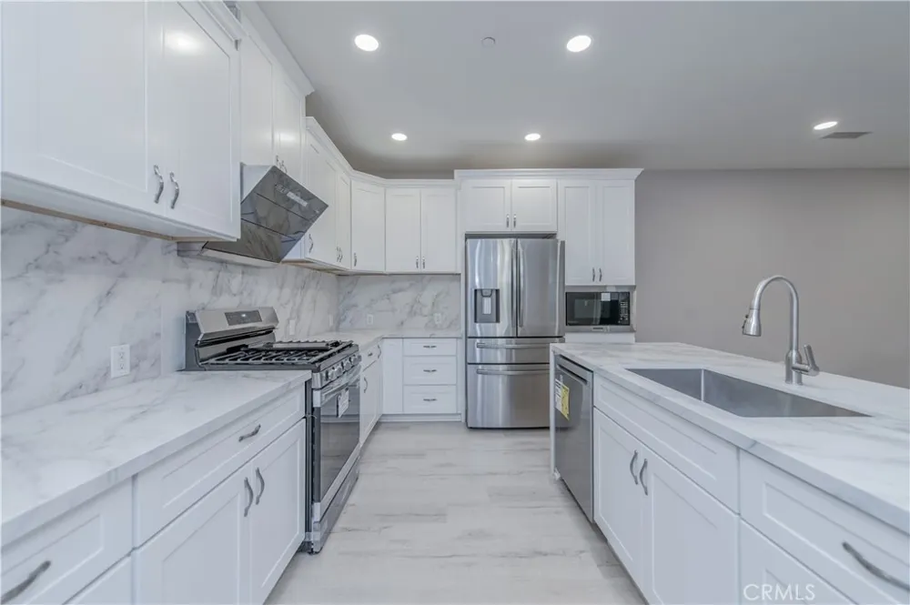 87 City Stroll Irvine, CA 92620
