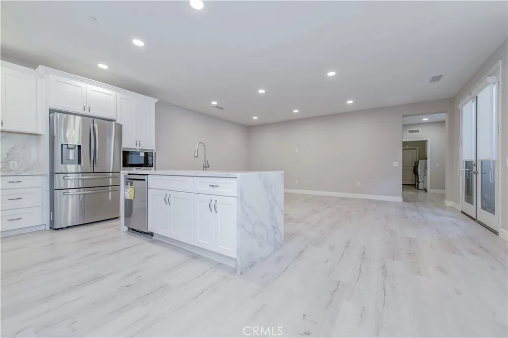 87 City Stroll Irvine, CA 92620