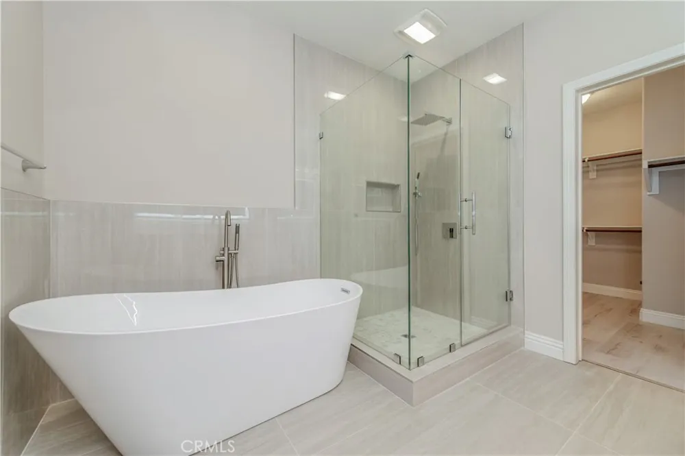 87 City Stroll Irvine, CA 92620