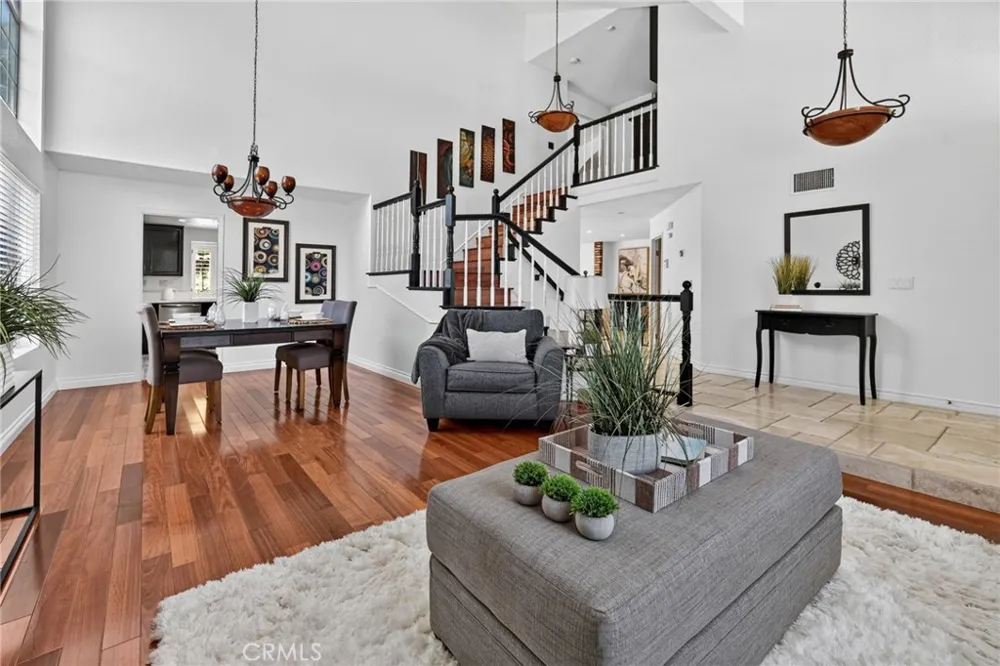 5505 FEATHER GRASS Yorba Linda, CA 92887