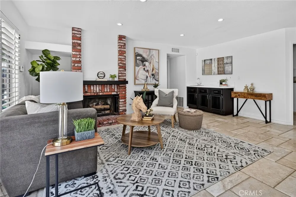 5505 FEATHER GRASS Yorba Linda, CA 92887