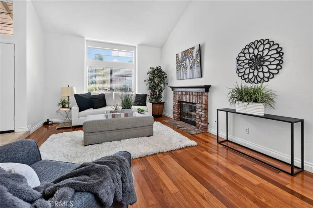 5505 FEATHER GRASS Yorba Linda, CA 92887
