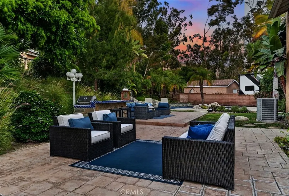 5505 FEATHER GRASS Yorba Linda, CA 92887