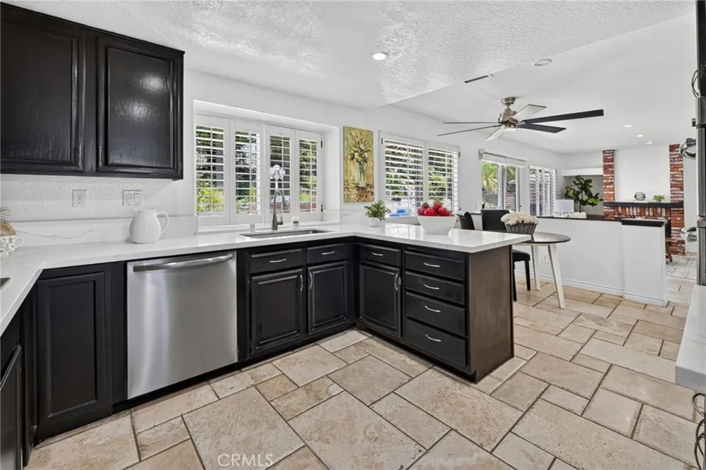 5505 FEATHER GRASS Yorba Linda, CA 92887