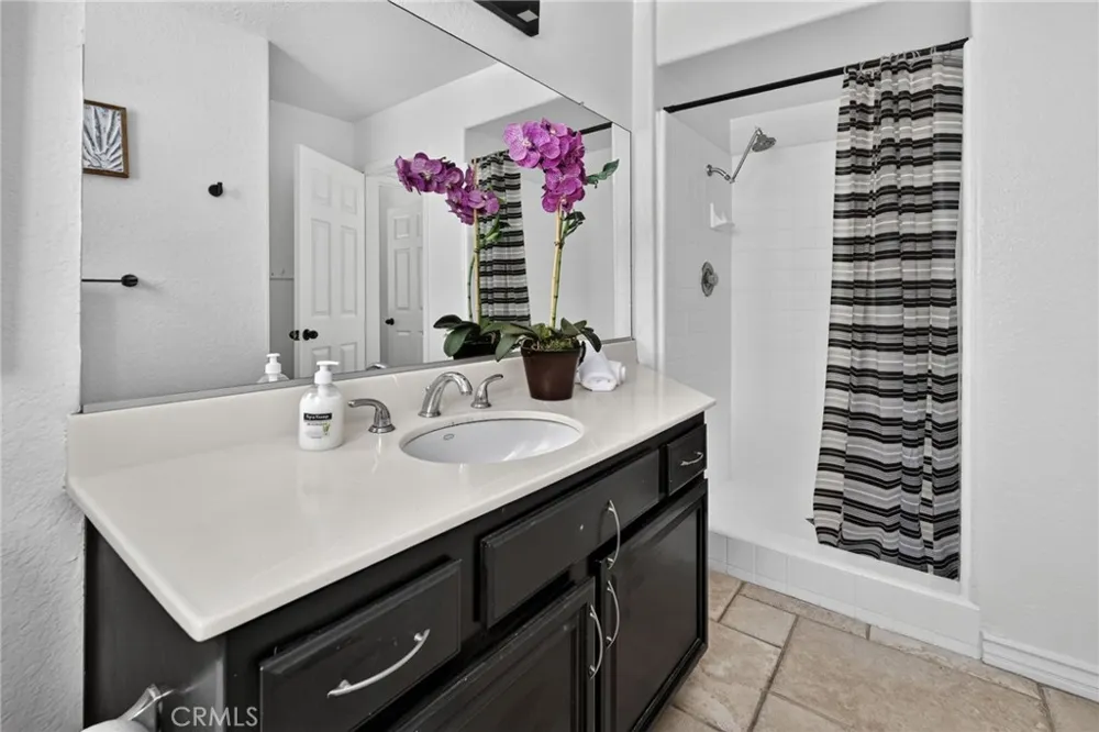 5505 FEATHER GRASS Yorba Linda, CA 92887