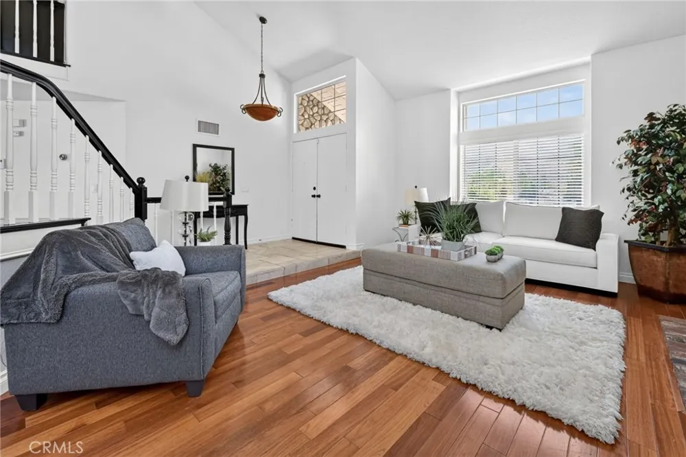 5505 FEATHER GRASS Yorba Linda, CA 92887