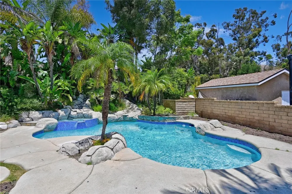 5505 FEATHER GRASS Yorba Linda, CA 92887