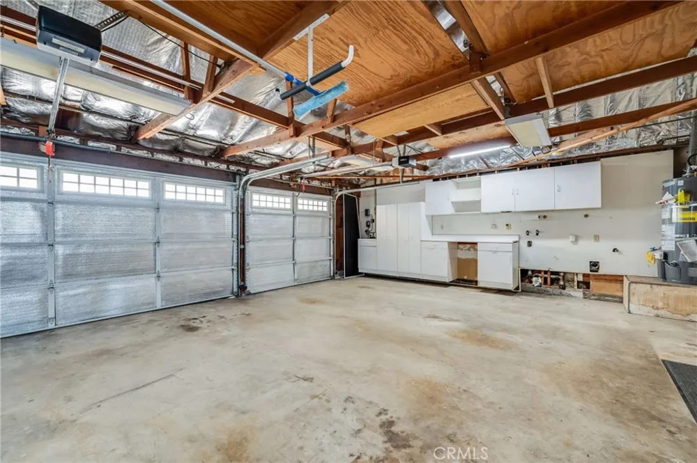 134 Whispering Oaks Glendora, CA 91741