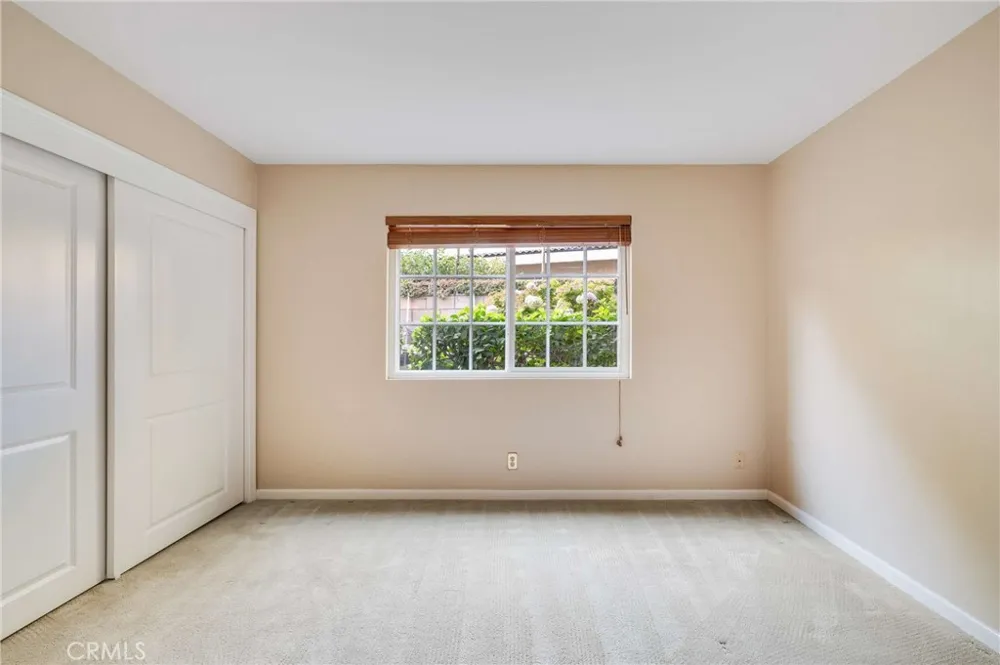 134 Whispering Oaks Glendora, CA 91741