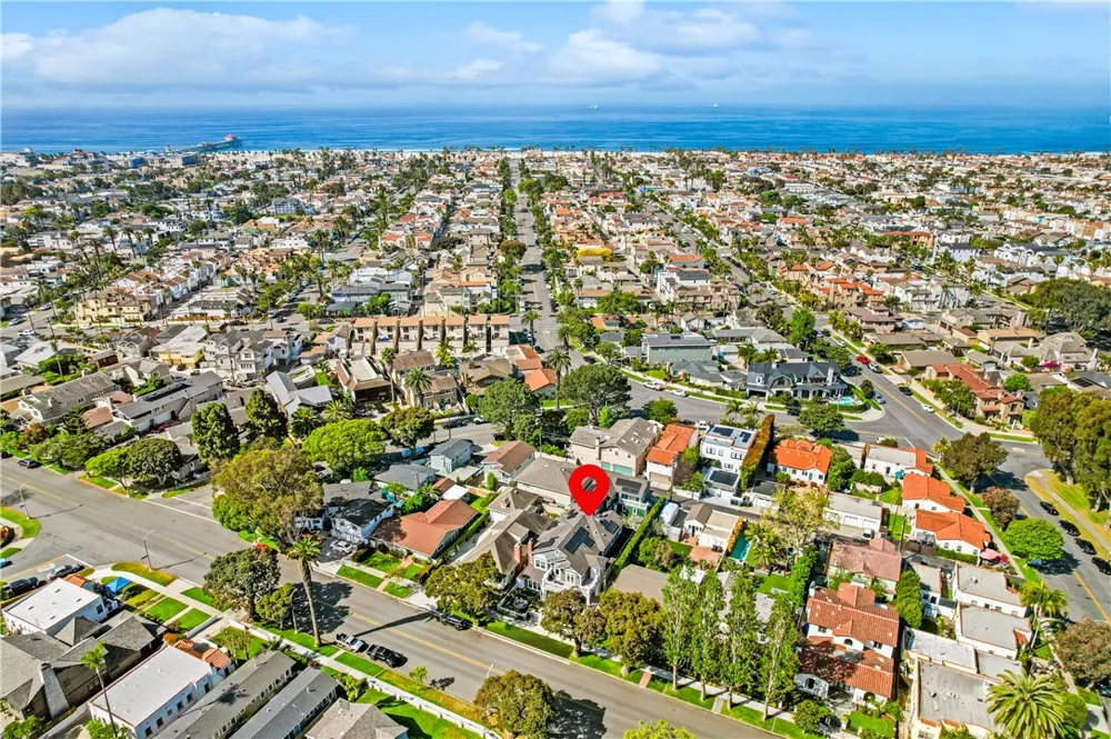 817 Main Street Huntington Beach, CA 92648