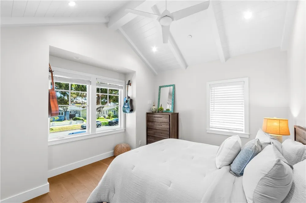 817 Main Street Huntington Beach, CA 92648