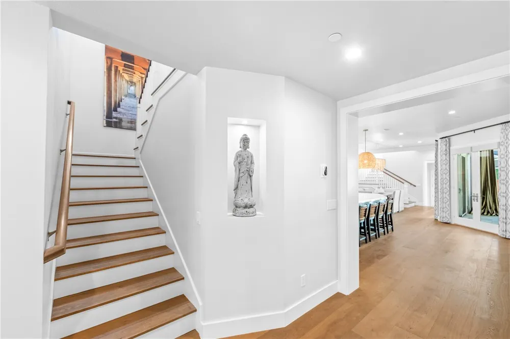 817 Main Street Huntington Beach, CA 92648