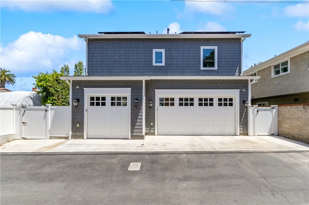 817 Main Street Huntington Beach, CA 92648