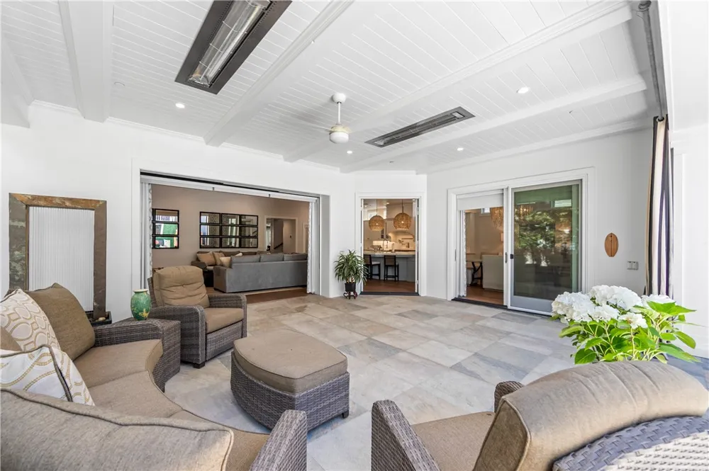817 Main Street Huntington Beach, CA 92648