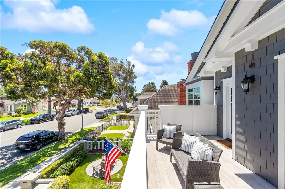 817 Main Street Huntington Beach, CA 92648