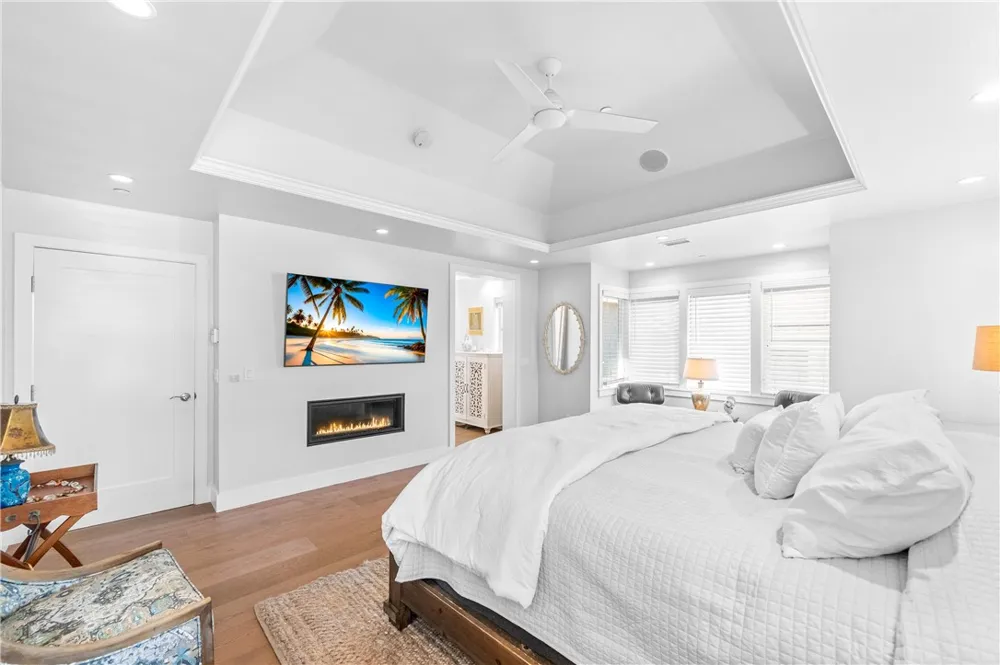 817 Main Street Huntington Beach, CA 92648