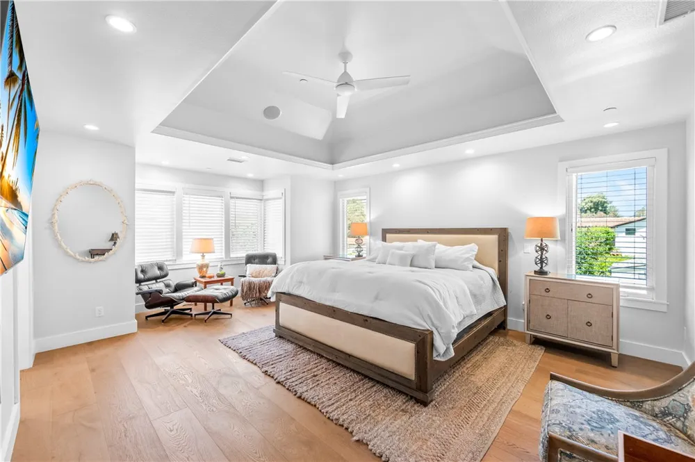 817 Main Street Huntington Beach, CA 92648