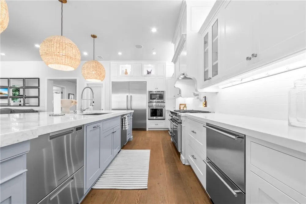 817 Main Street Huntington Beach, CA 92648