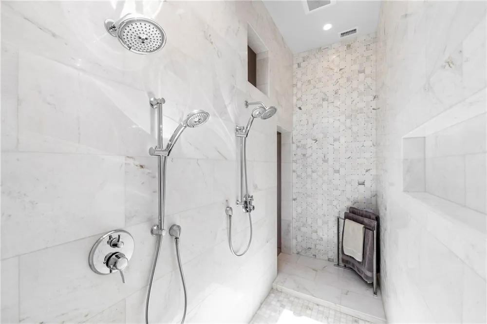 817 Main Street Huntington Beach, CA 92648