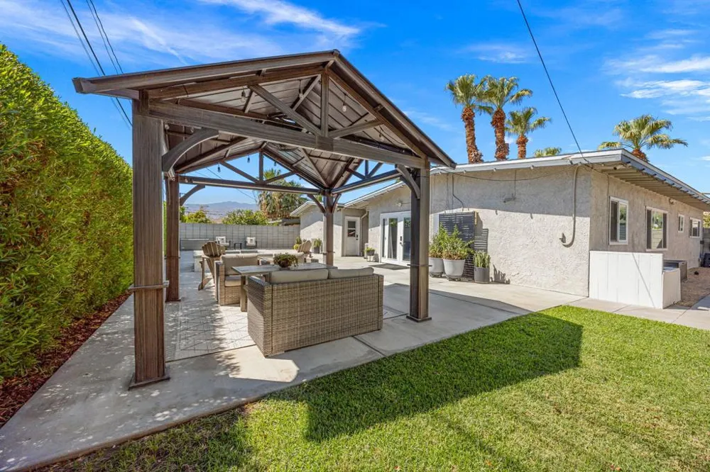 43769 Joshua Road Palm Desert, CA 92260