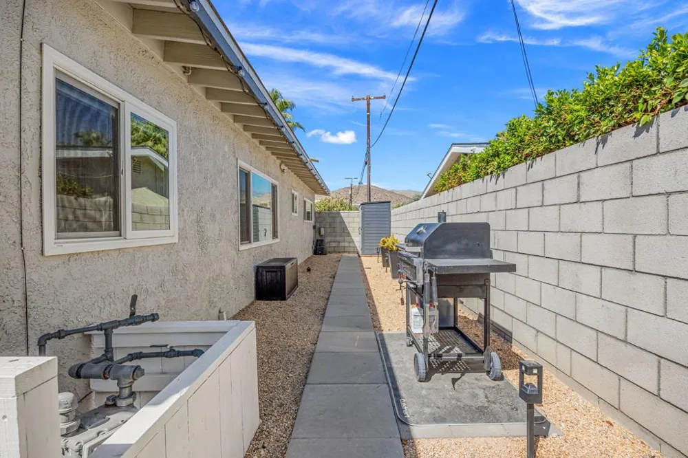 43769 Joshua Road Palm Desert, CA 92260