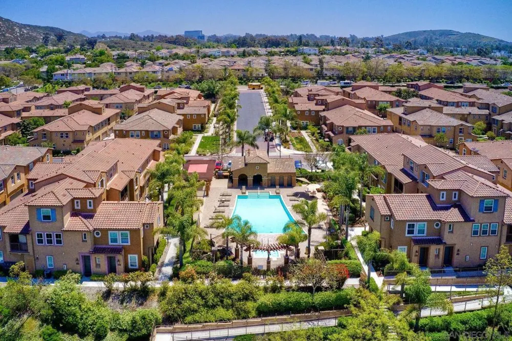 17023 Calle Trevino #2 San Diego, CA 92127